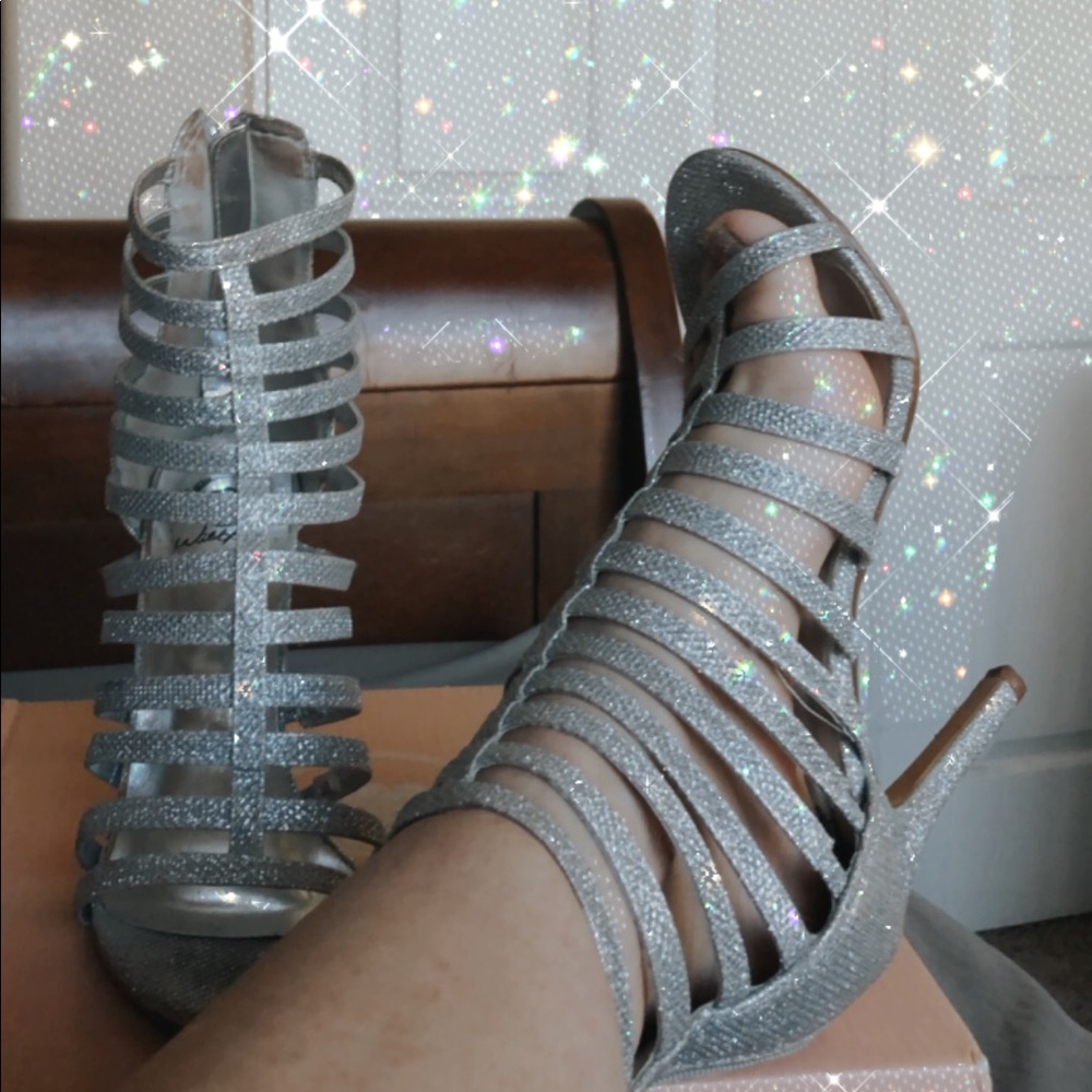 Sparkling silver high heels